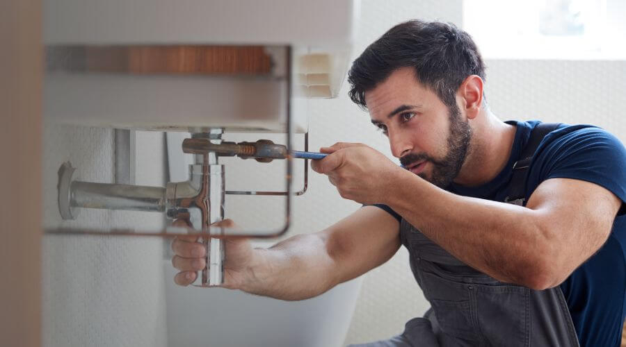 Professional water heater installation services in Rock Island, TX
